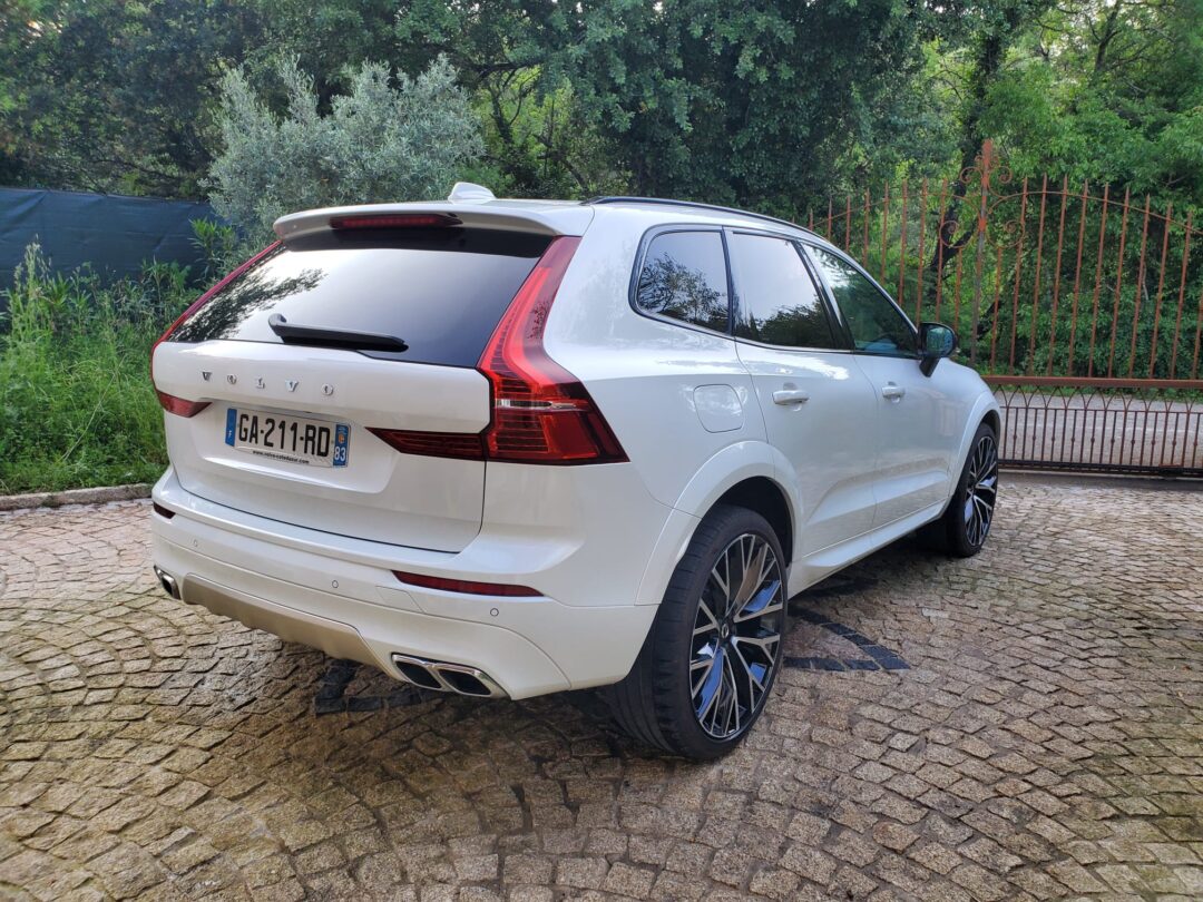 VOLVO XC60 T6 AWD 253+87ch R-Design geartronic – Image 5