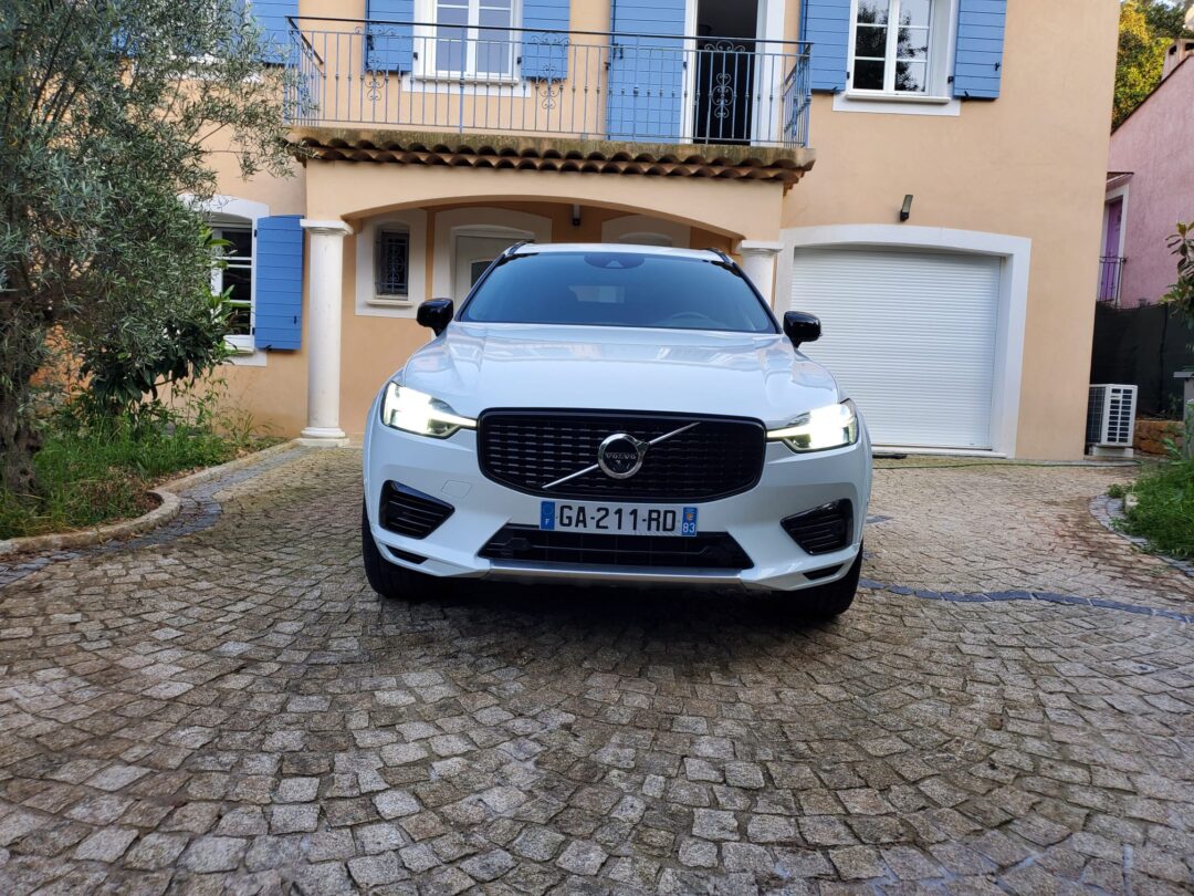 VOLVO XC60 T6 AWD 253+87ch R-Design geartronic – Image 6